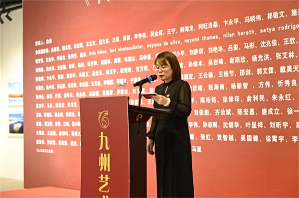 九州摄影两周年大展暨中国最冷小镇·呼中展在九州艺术馆开幕