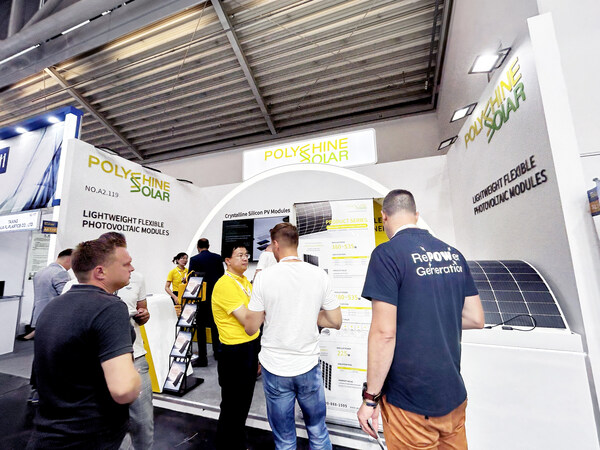 沐光而行，Polyshine Solar 品诚晶曜轻质组件闪耀德国光伏展